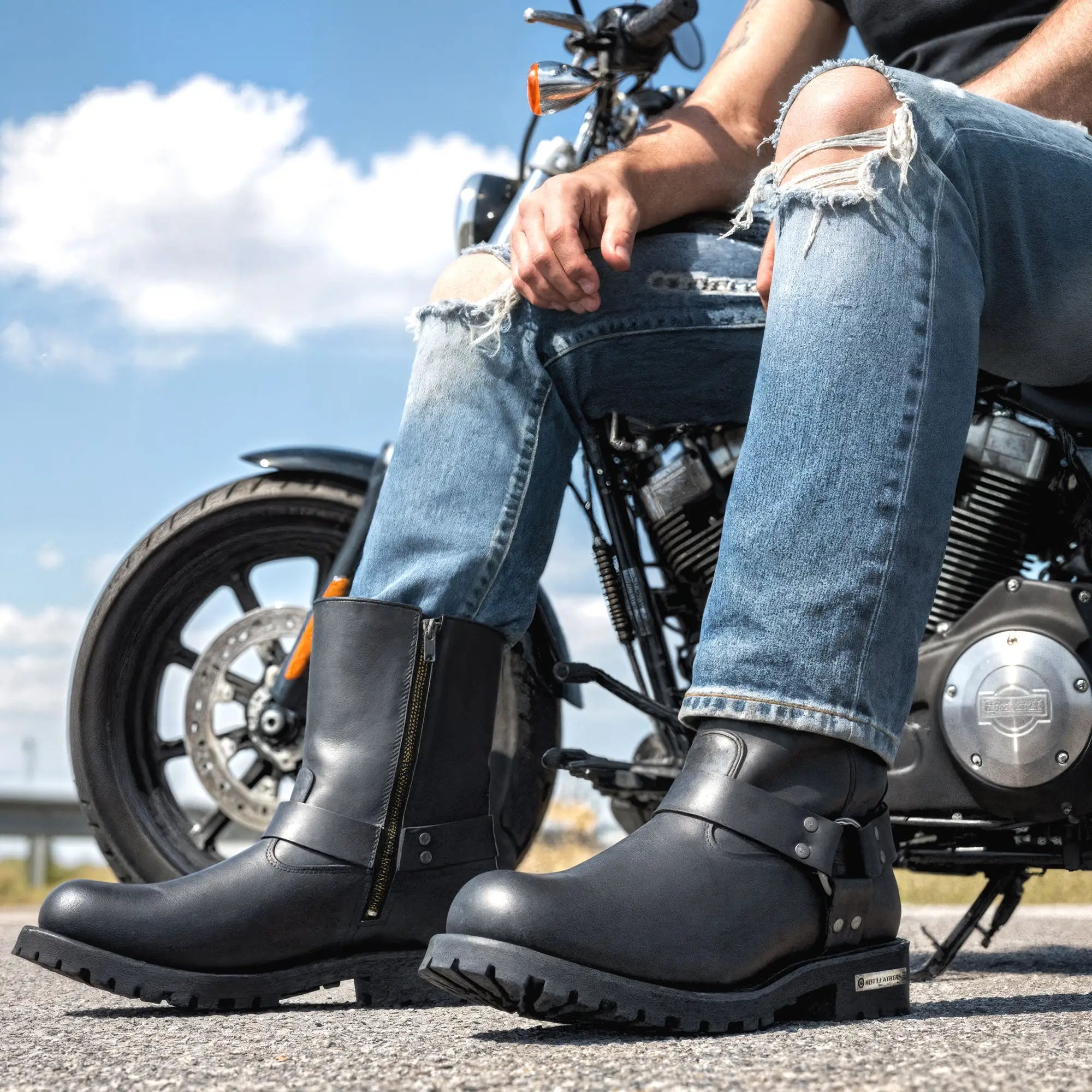 Hot Leathers Men's Black 8-inch Short Harness Leather Boots with Lug Sole BTM1004