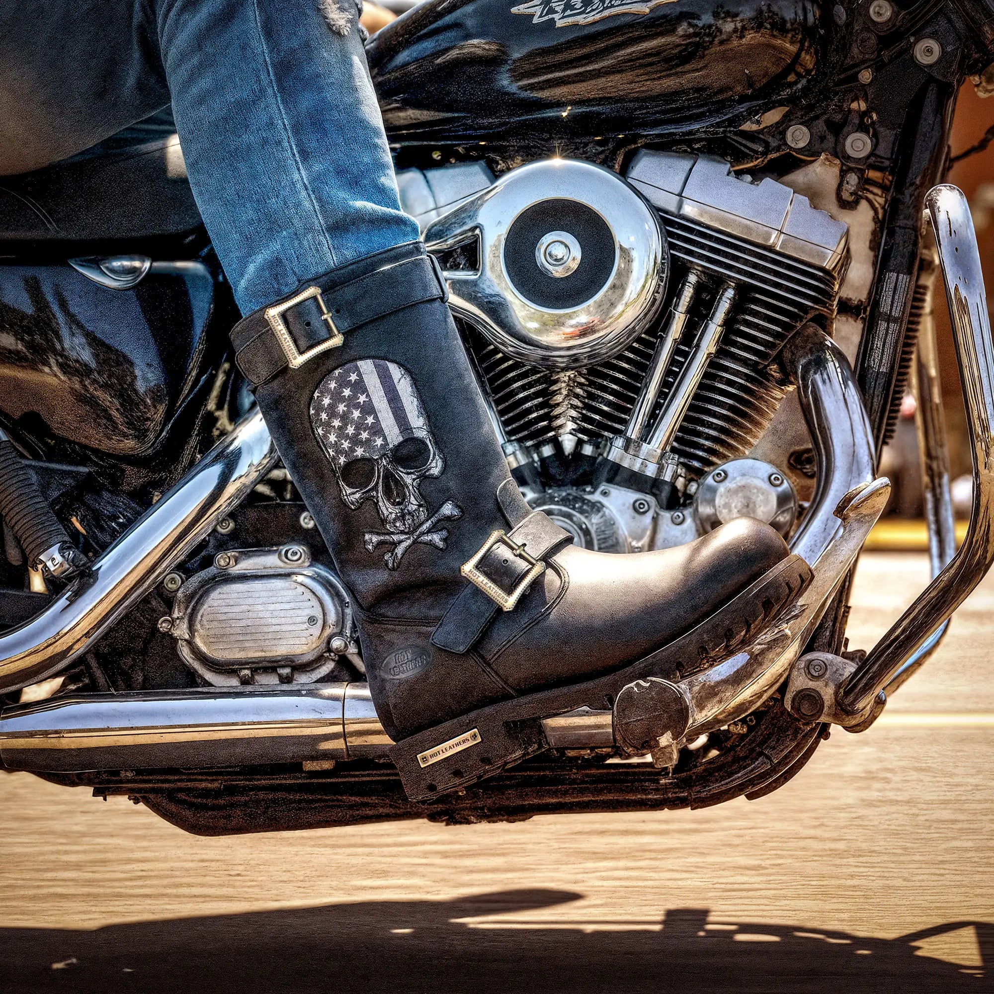 Hot Leathers BTM1018 Men’s Black Tall Harness Flag Skull Boot with Round Toe