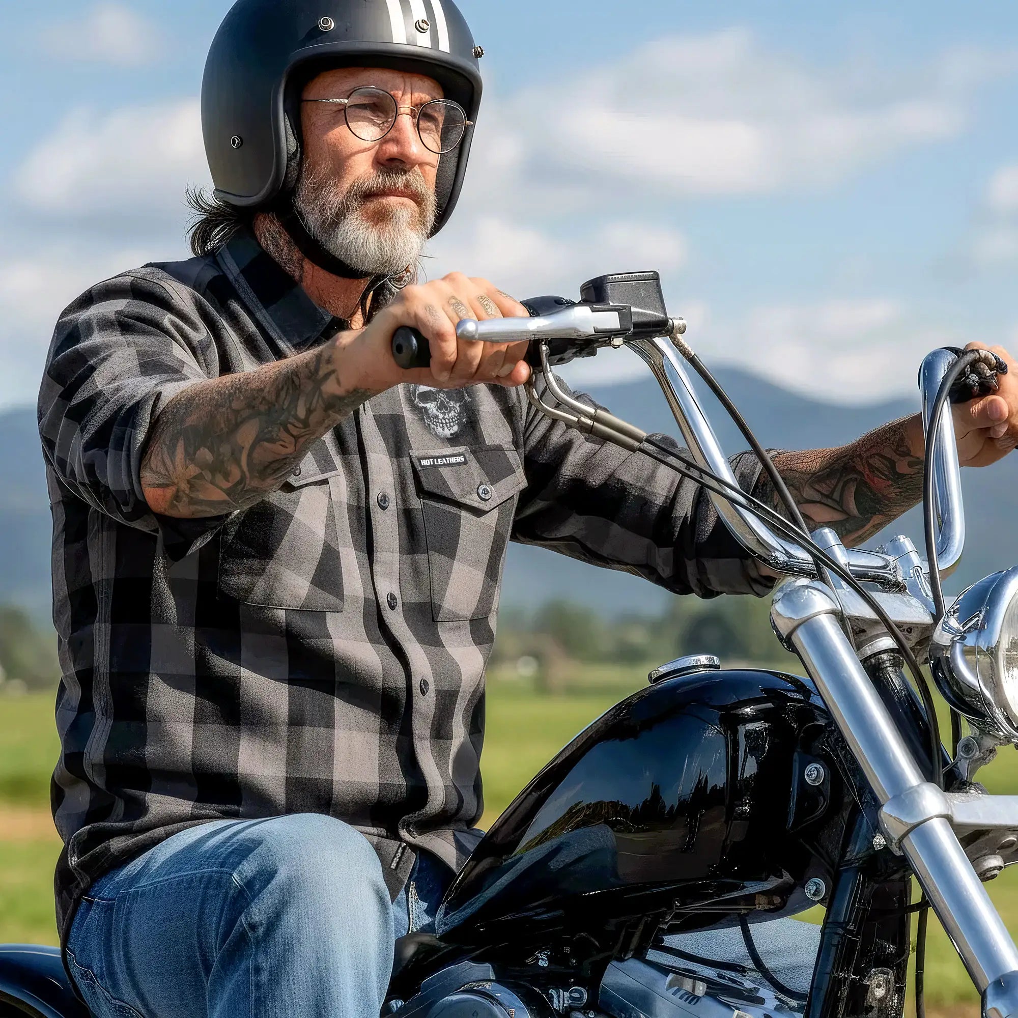 Hot Leathers Men's 'Grave Rub' Black/Gray Cotton Flannel Shirt - Button Front - Riding/Casual/ Work Wear - FLM2101