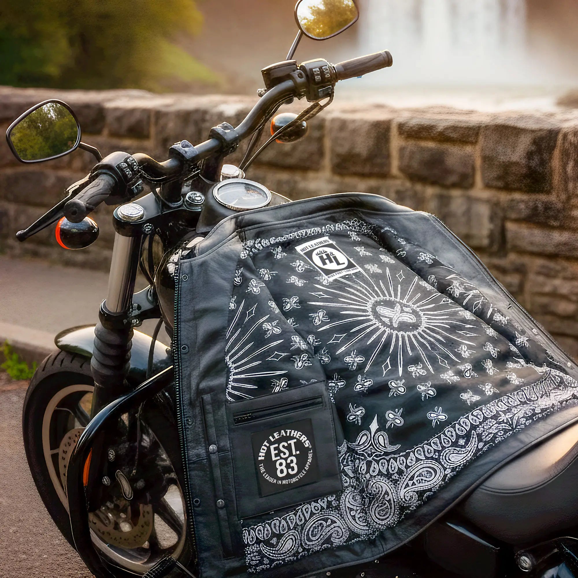Hot Leathers VSM1049 Men's Black 'Paisley' Motorcycle Club style Conceal and Carry Leather Biker Vest